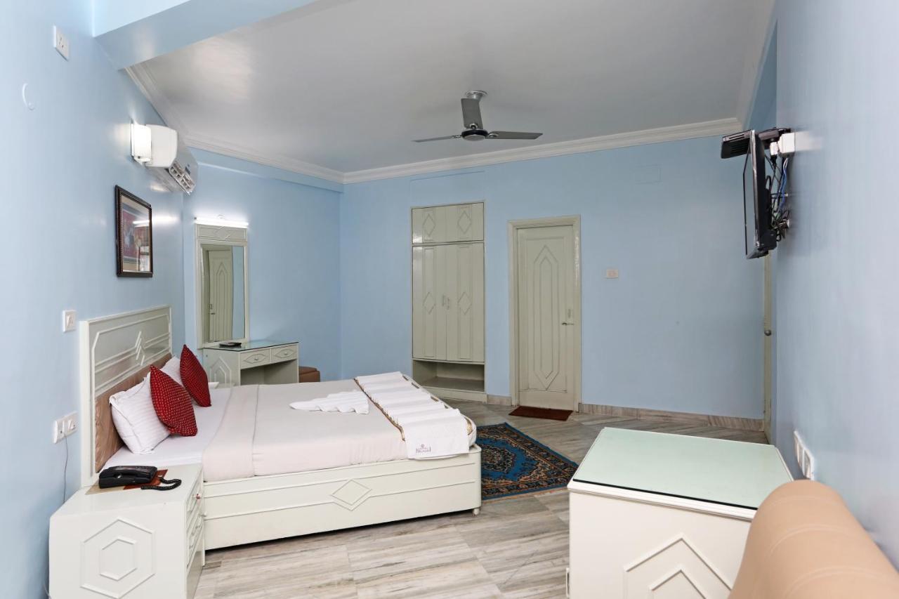 Hotel Niladri Puri Exterior photo
