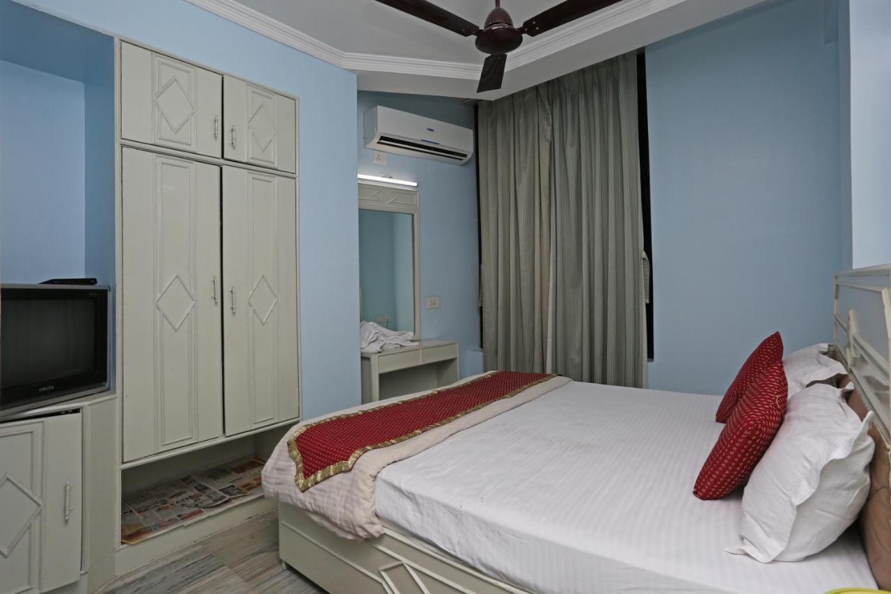 Hotel Niladri Puri Exterior photo