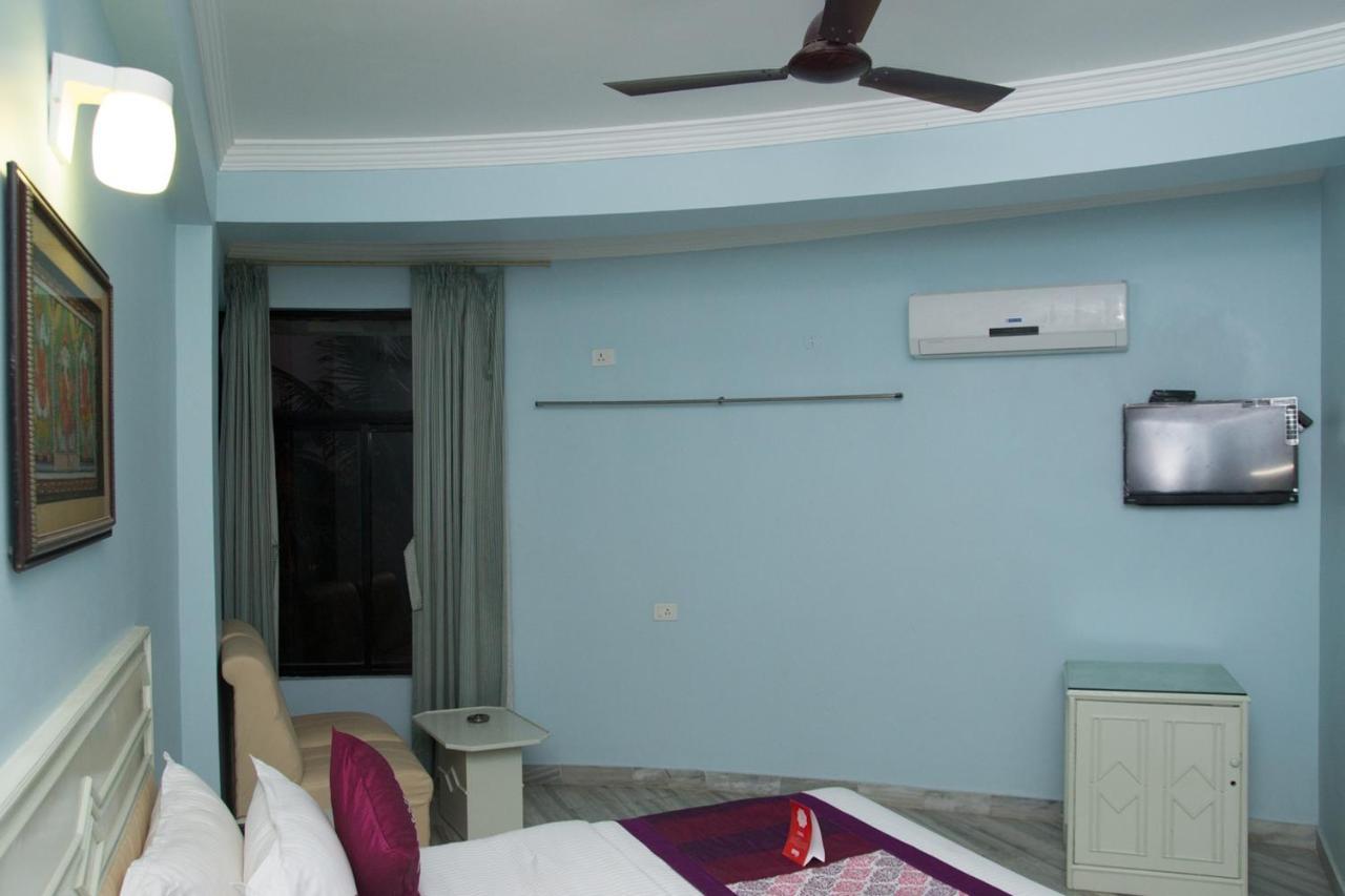 Hotel Niladri Puri Exterior photo